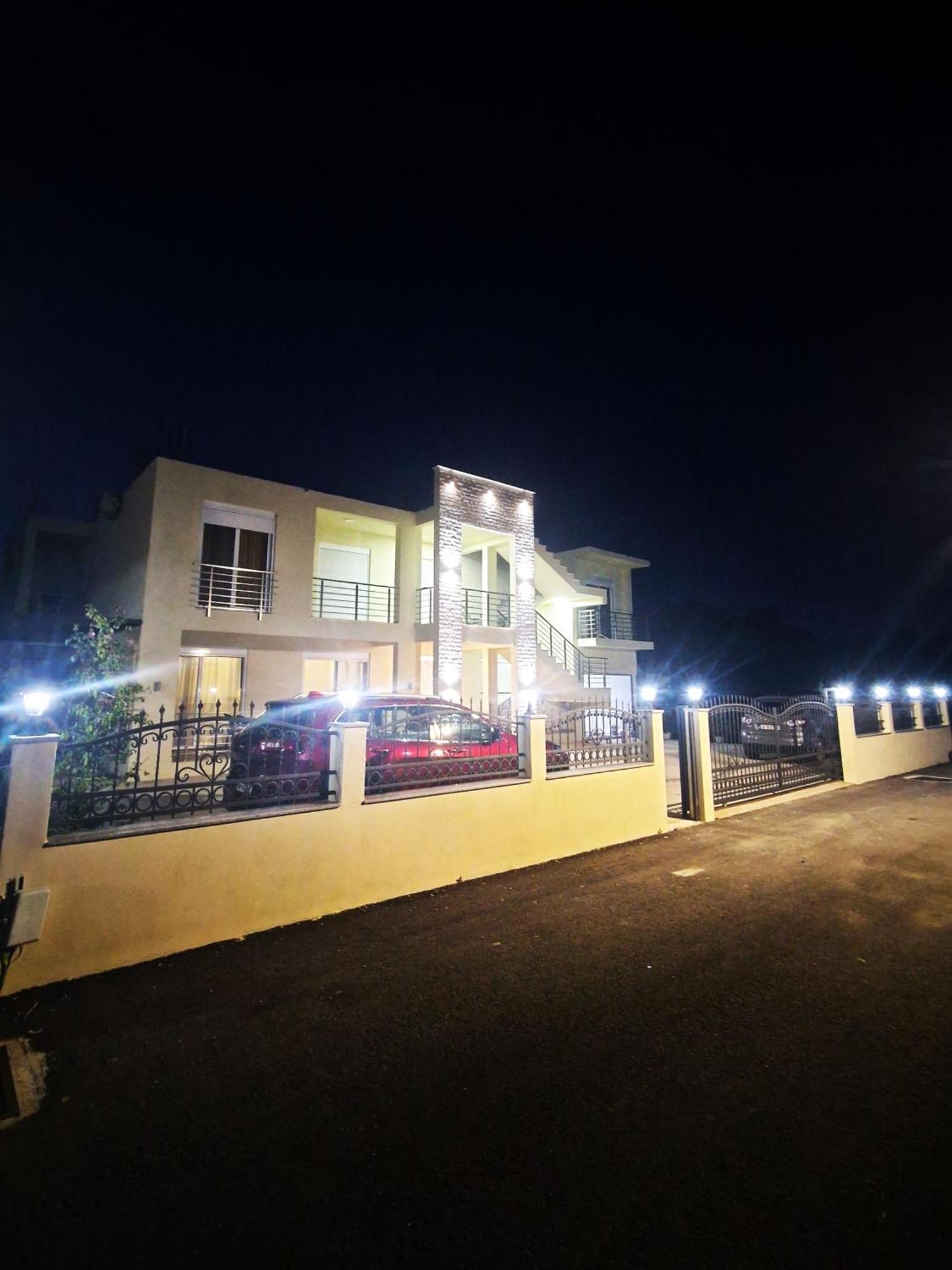 Ivana Apartments 울친 외부 사진